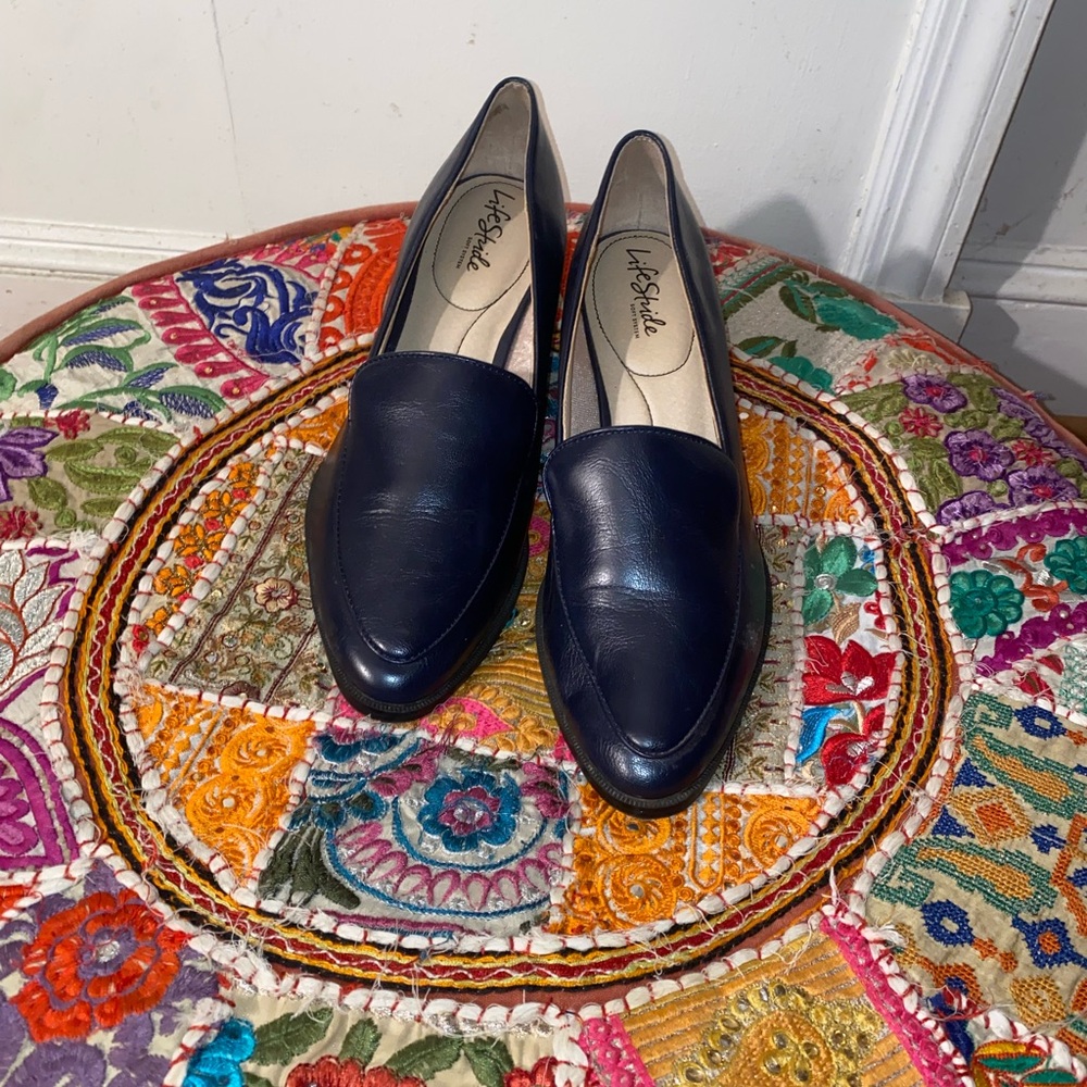 Life Stride Women's Dark Blue Loafers